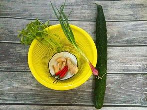 抢瓜吃的图片,抢瓜大战一触即发